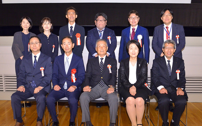 来賓 校長、教頭、元校長、PTA、学校関係者