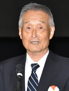 来賓挨拶　吉井　宏一郎　元校長先生（第21代）