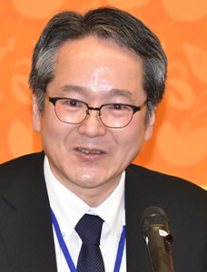 総会閉会　山本　雅哉　副会長（第33回生）